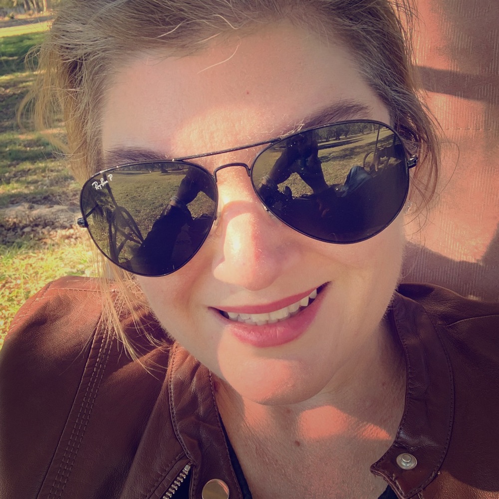 Meet your Posher, Christina